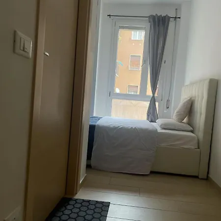 Hua Xia Room3